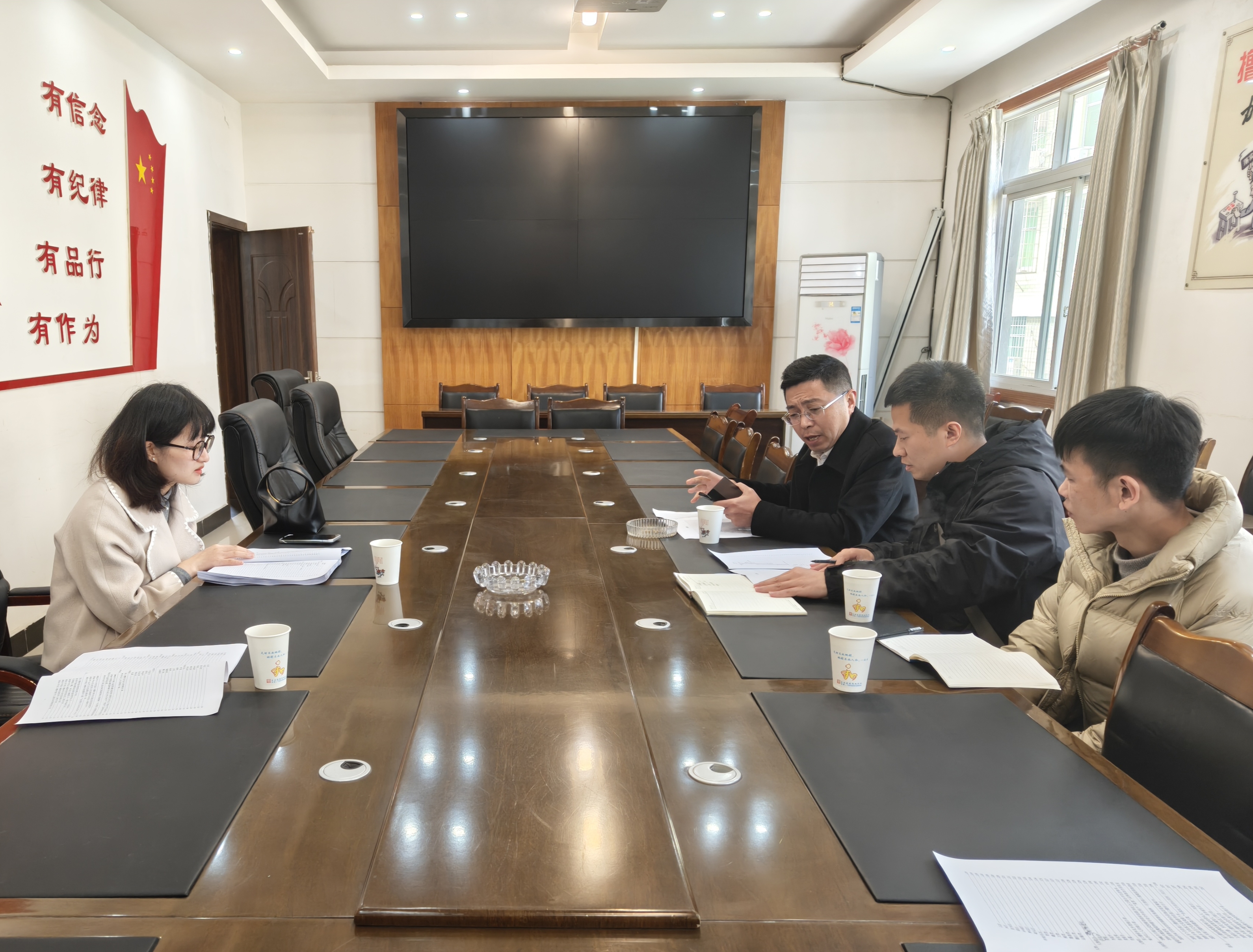 4.2 石垭镇指导《张口楼村志》编纂.jpg